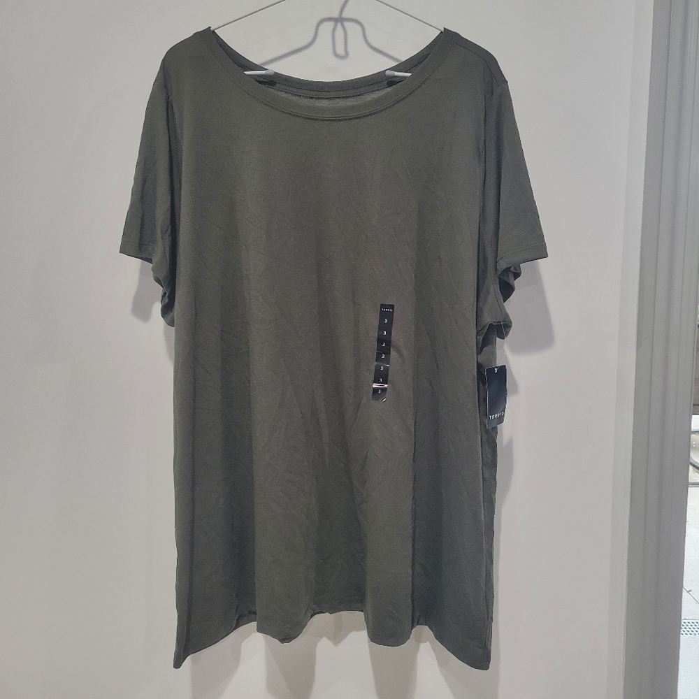 NWT Torrid Olive Green Short Sleeve Tee Classic Fit / Size 3
